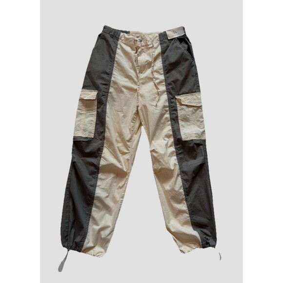 Happily Grey Pants - NWT Happily Grey Womens Two-Tone Cargo Pants Cream & Olive Size XL